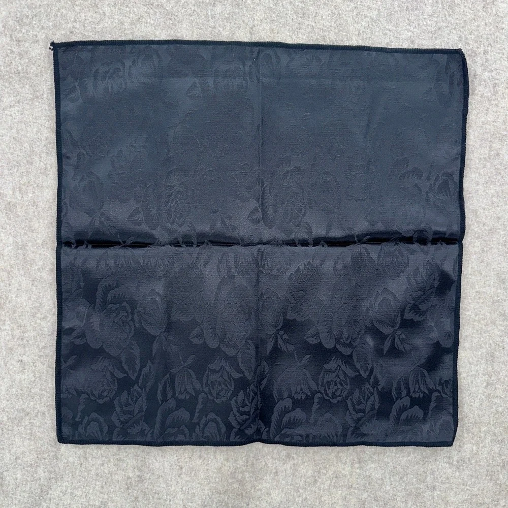 VTG Set of 8 Solid Black Napkins 16.5x16.5 Black Floral Damask